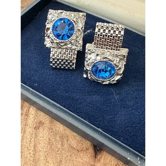 Vintage Swank Wrap Around Cufflinks Silver Tone Blue Glass Stone - Picture 2 of 6